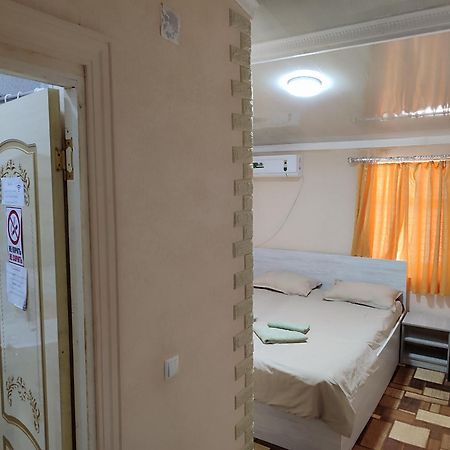 Family Guest House - Friends-J Nukus Exterior foto