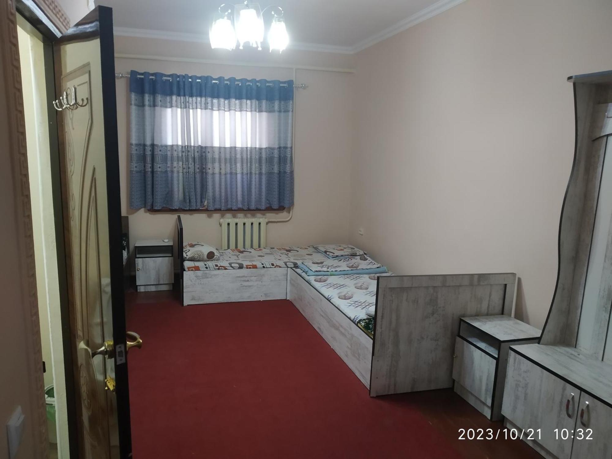 Family Guest House - Friends-J Nukus Habitación foto