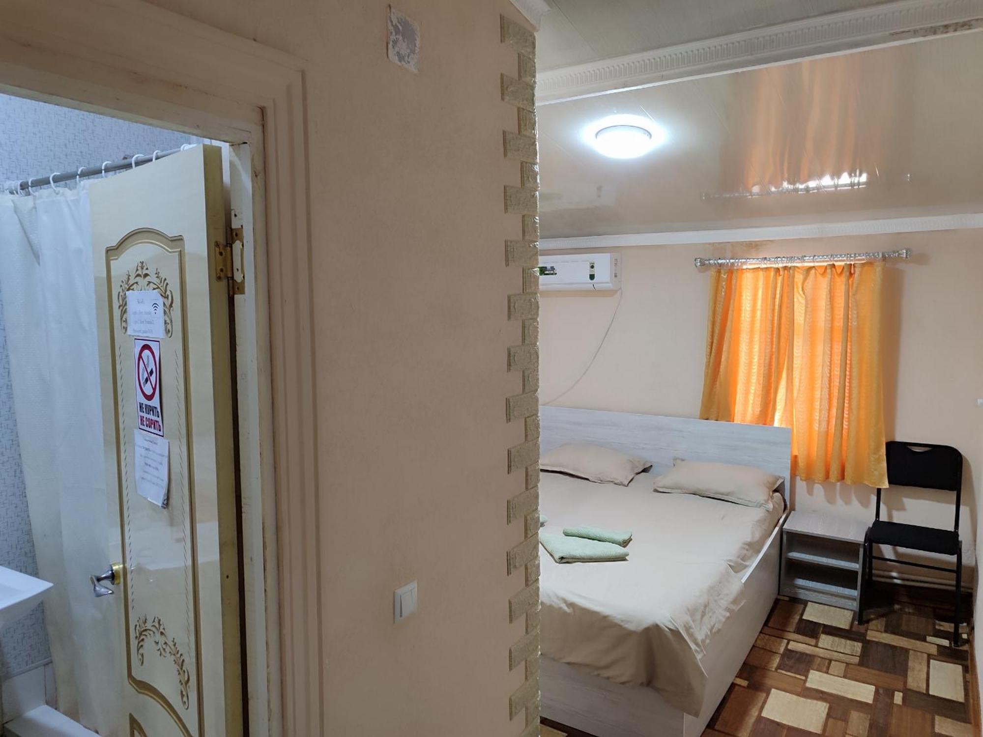 Family Guest House - Friends-J Nukus Exterior foto